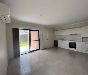 Home For Rent - Photo 5