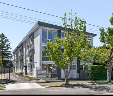 11/102 Park Street, St Kilda West VIC 3182 - Apartment For Rent | D... - Photo 2