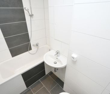 Frisch saniert / Balkon / Modern - Foto 1