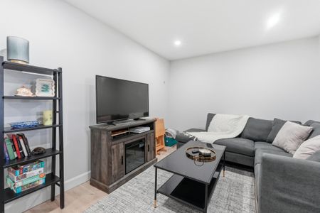 For Lease - 66 MAIN Street Unit# 2, Halton Hills, Ontario - Photo 4