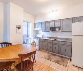 1 room apartment of 63m² in Granby - Photo 2