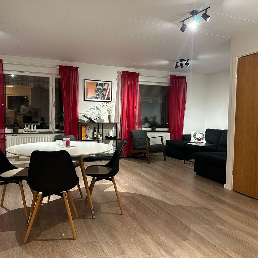 Tenorgränd, Vällingby - Photo 1