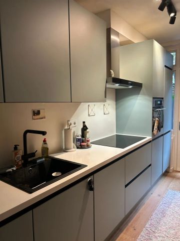 Appartement meublé Vier Heemskinderenstraat, Amsterdam - À louer - Photo 3