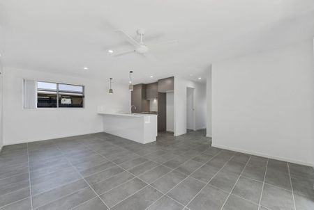 Welcome to 7 Blackberry Way, Ripley! - Photo 5