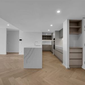 Luxury Riverside Living - 2-Bed + MPR Residence - Photo 2