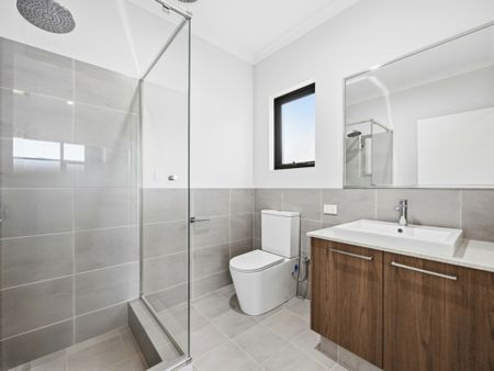 Modern Comfort in Vibrant Wellard - Photo 3