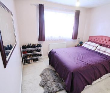 4 bedroom detached house to rent - Photo 4