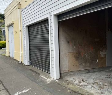 Good sized, dry lockable single garage - Photo 4