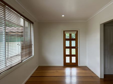 FANTASTIC LOCATION - Photo 2