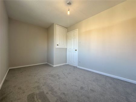 28, Stonegate Lane, Meanwood, Leeds, West Yorkshire, LS7 2TJ - Photo 4