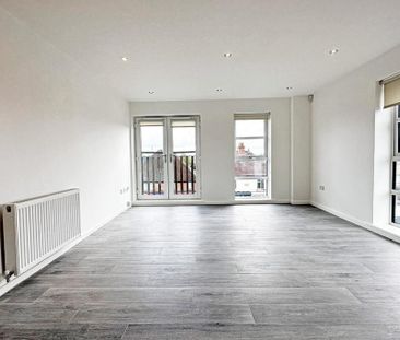 2 bedroom flat to rent - Photo 2