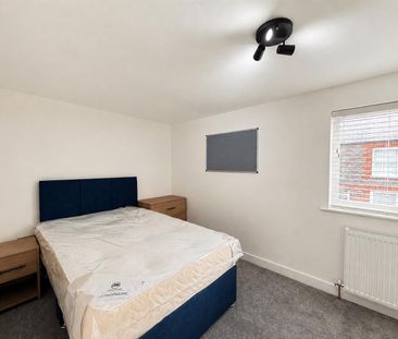 Apartment 2 20 Tan Y Graig - Photo 4