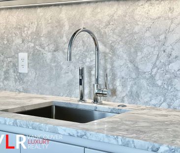 Condo in Vancouver West Side, BC - Photo 6