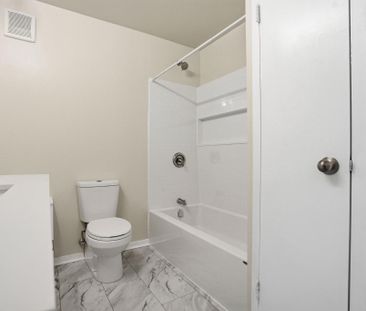 For Lease - 2951 Riverside Drive Unit# 1215, Billings Bridge - Rive... - Photo 6