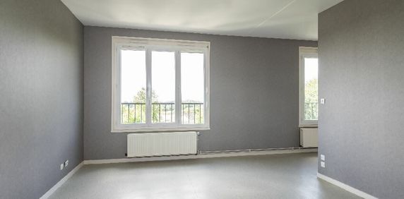 Appartement – Type 4 – 77m² – 337.92 € – AIGURANDE - Photo 2