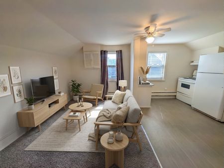 42 Leeper St, St. Catharines - All Inclusive 1 Bed Upper Unit - Photo 4