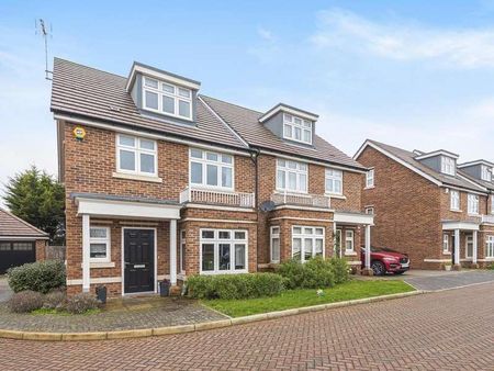 Freshers Grove, Earley, Reading, RG6 - Photo 3