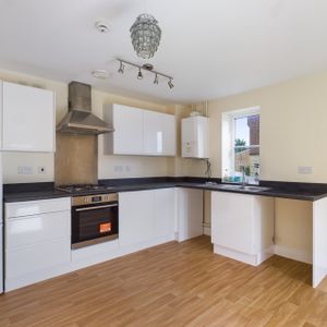 Greenaways, Ebley, Stroud, Gloucestershire, GL5 - Photo 2