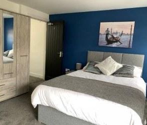 1 bedroom in a house share to rent - Photo 3