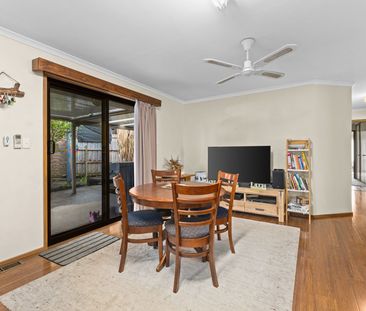 Beautifully Presented Home in Prime Location - Photo 2