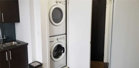 For Lease - 50 Bruyeres Mews Unit# Ph 02, Toronto, Ontario - Photo 4