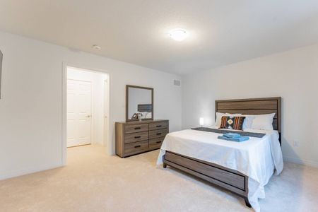 For Lease - 120 Velvet Way, Thorold, Ontario - Photo 5