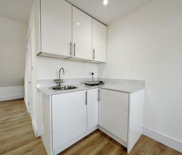 Studio to rent - Photo 6