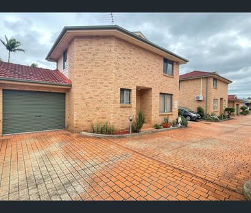 8/160 Meadows Road, Mount Pritchard, NSW 2170 - Photo 4