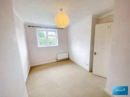 2 bedroom terraced house to rent - Photo 2