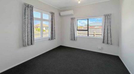 3 BEDROOMS - GORE - Photo 2