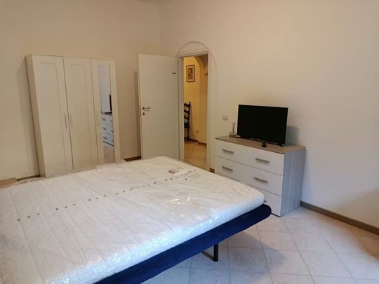 Via Castelfidardo, Florence, Tuscany 50137 - Photo 1