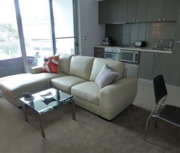 FULLY FURNISHED & FANTASTIC LOCATION - Photo 1