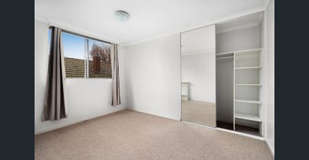 Convenient Apartment Living! - Photo 3
