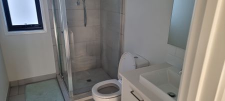 Clyde North - Photo 4