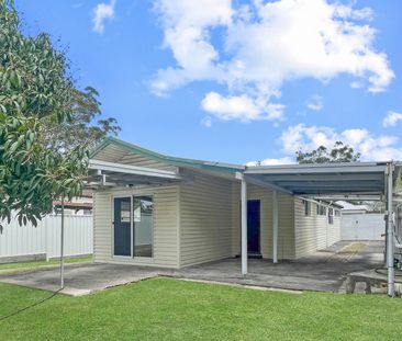 COMFORT, CONVENIENCE AND CHARM - Photo 6