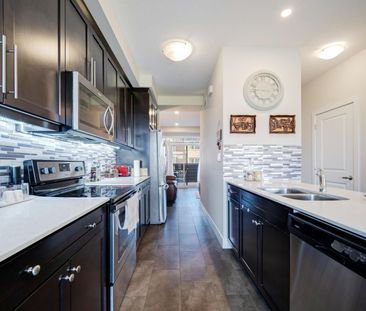 For Lease - 1960 DALMAGARRY Road Unit# 162, London North, Ontario - Photo 1