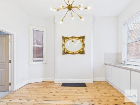 3 bedroom apartment to rent - Photo 4