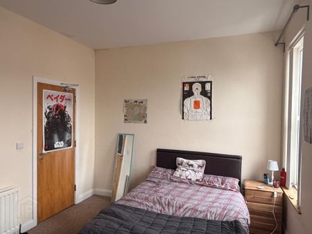 39 Ulsterville Gardens, Lisburn Road, Belfast, BT9 7BA - Photo 4