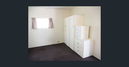 Village Lifestyle - Photo 2