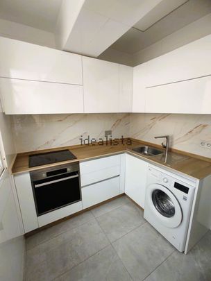 Alquiler de piso en Alameda - Photo 1