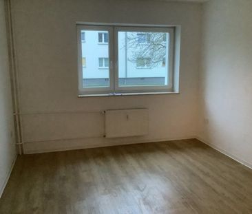 Für Sie! 3 Zimmer Erdgeschoss Wohnung mit Balkon, sofort anmietbar! - Photo 3