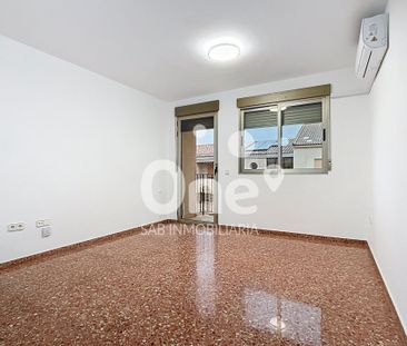 Piso de alquiler en Calle Severo Ochoa, San Antonio de Benagéber - Photo 1