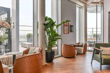 Bloom East, Nine Elms Lane, Nine Elms, SW11 - Photo 5