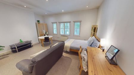 1 bedroom ground floor flat to rent - Photo 2