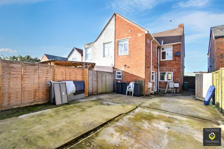 Cheltenham Road, Gloucester - Photo 4