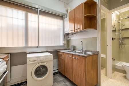 Carrer de Mallorca, Barcelona, Catalonia 08026 - Photo 5