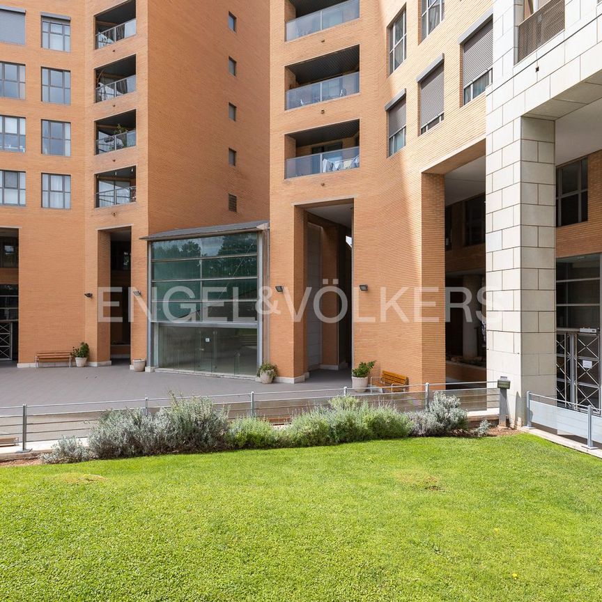 Piso de alquiler en Avinguda del Professor López Piñero, Ciutat de les Ciències i de les Arts - Justicia - Photo 1