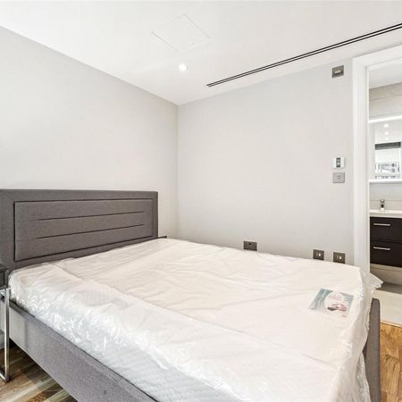 2 bedroom flat in Mayfair - Photo 3