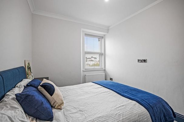 10 bedroom house share to rent - Photo 1