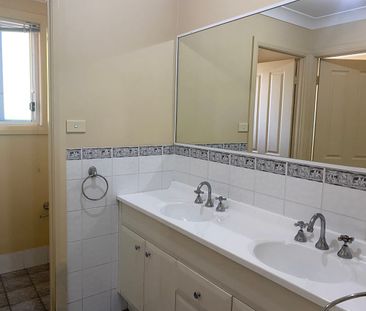 Contemporary Duplex in a Highly Sought-After Location - Photo 6